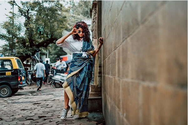 streetstyle ethnic modern saree drape with sneakers